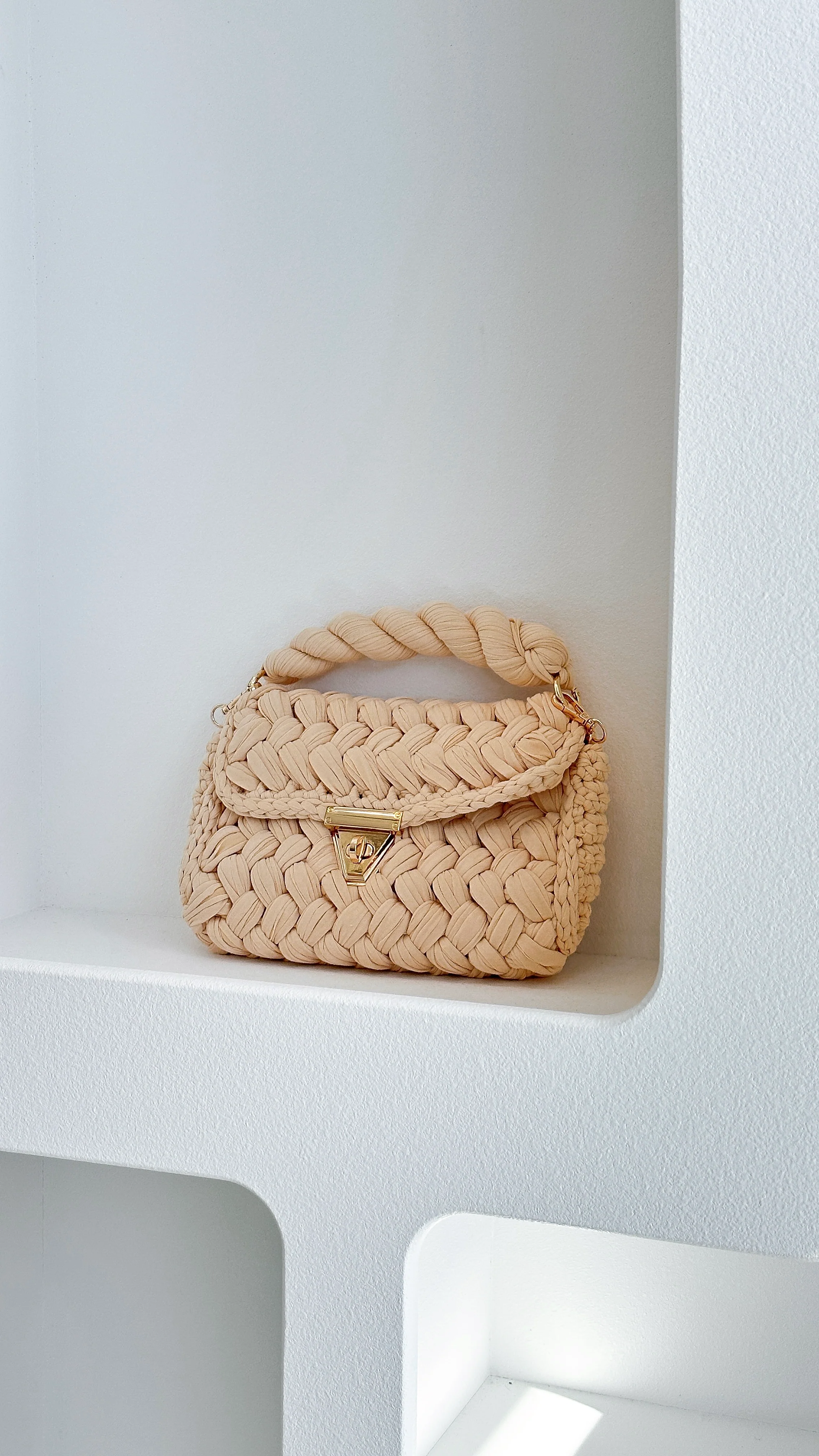Annabel Chunky Plaited Handbag - Cream