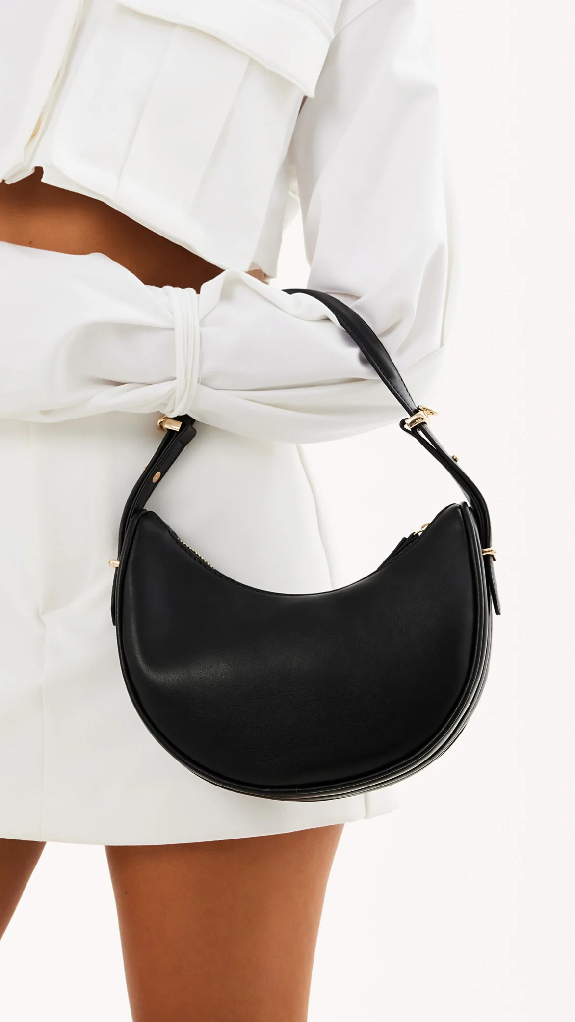 Halo Shoulder Bag - Black