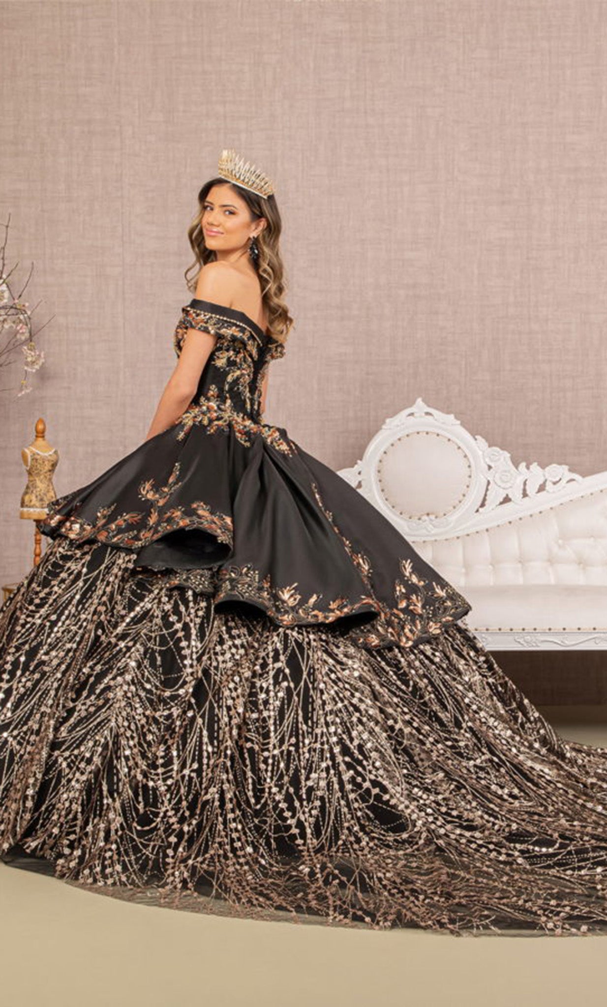 Fashionnob - Elizabeth K GL3098