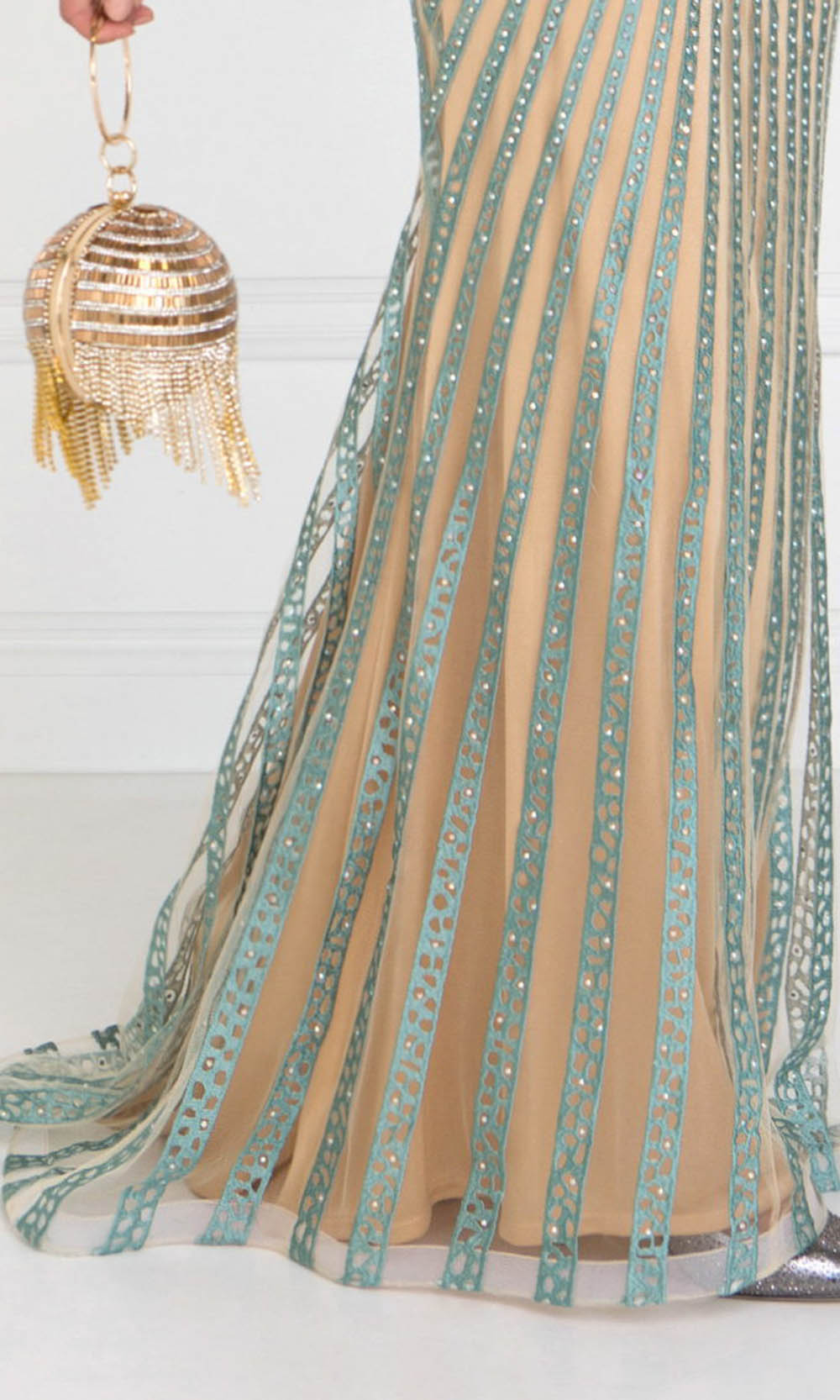 Fashionnob - Elizabeth K GL2053