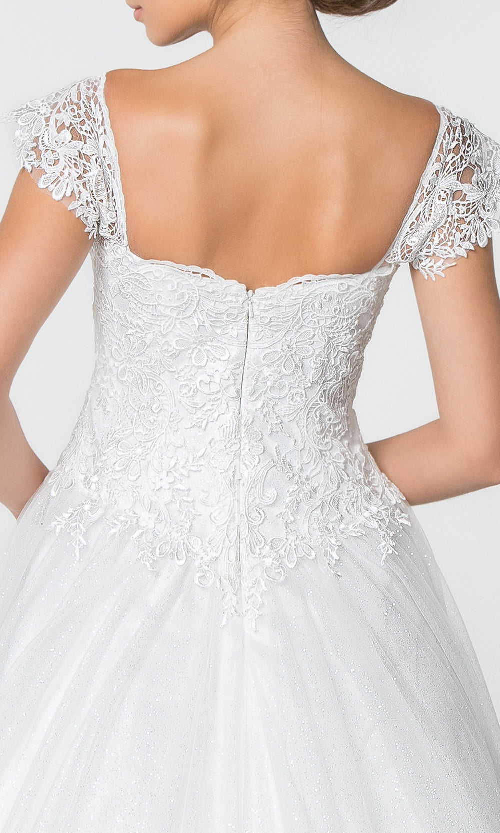 Fashionnob - Elizabeth K GL2817