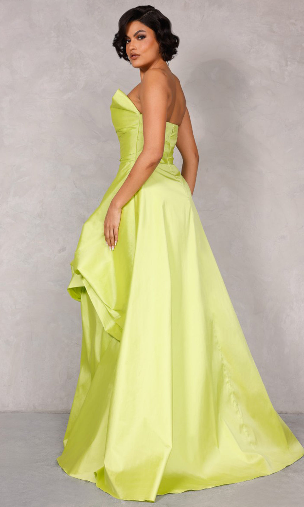 Fashionnob - Terani Couture 2111P4272