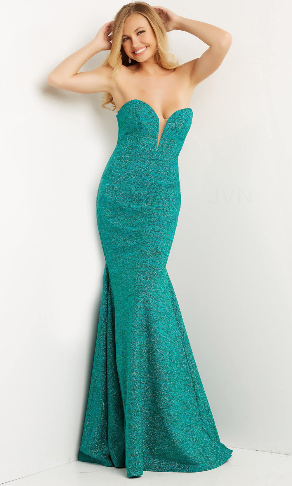 Fashionnob - JVN by Jovani JVN08176