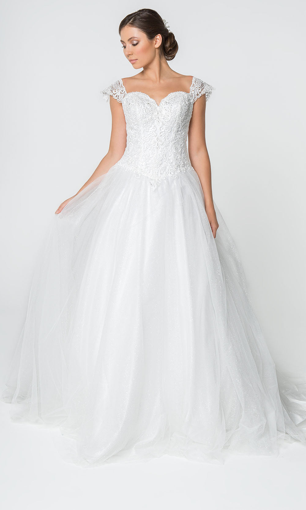 Fashionnob - Elizabeth K GL2817