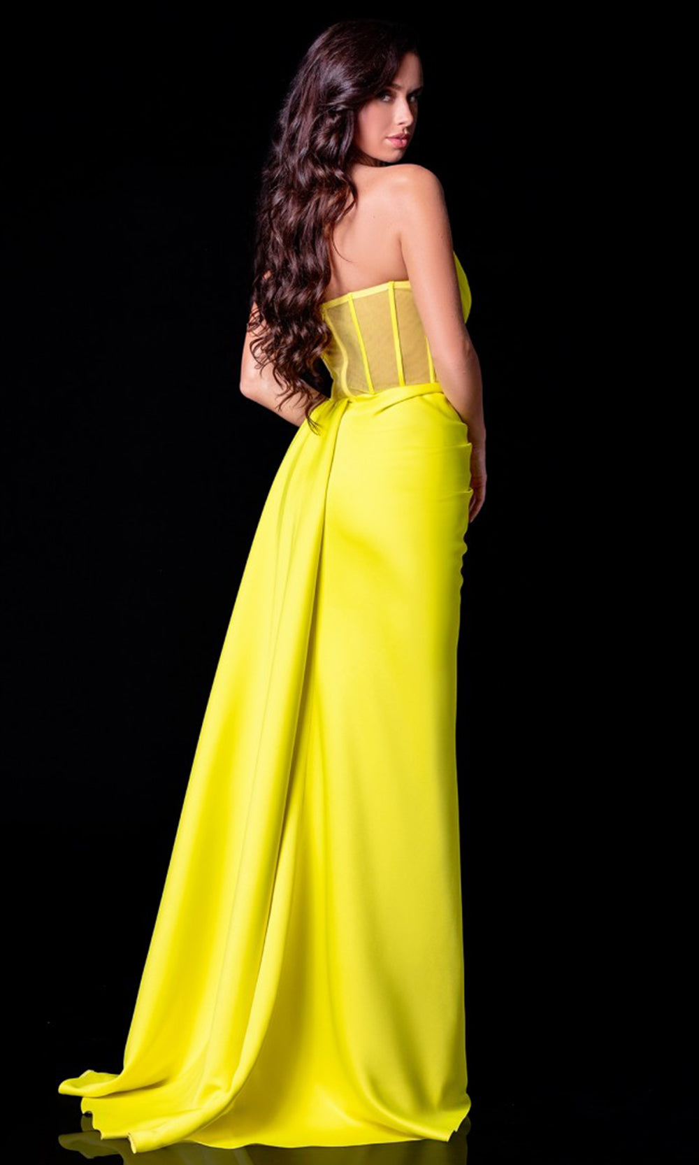 Fashionnob - Terani Couture 2111P4020