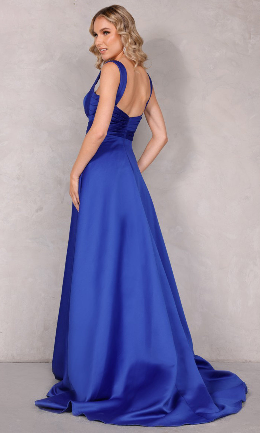 Fashionnob - Terani Couture 2111P4100