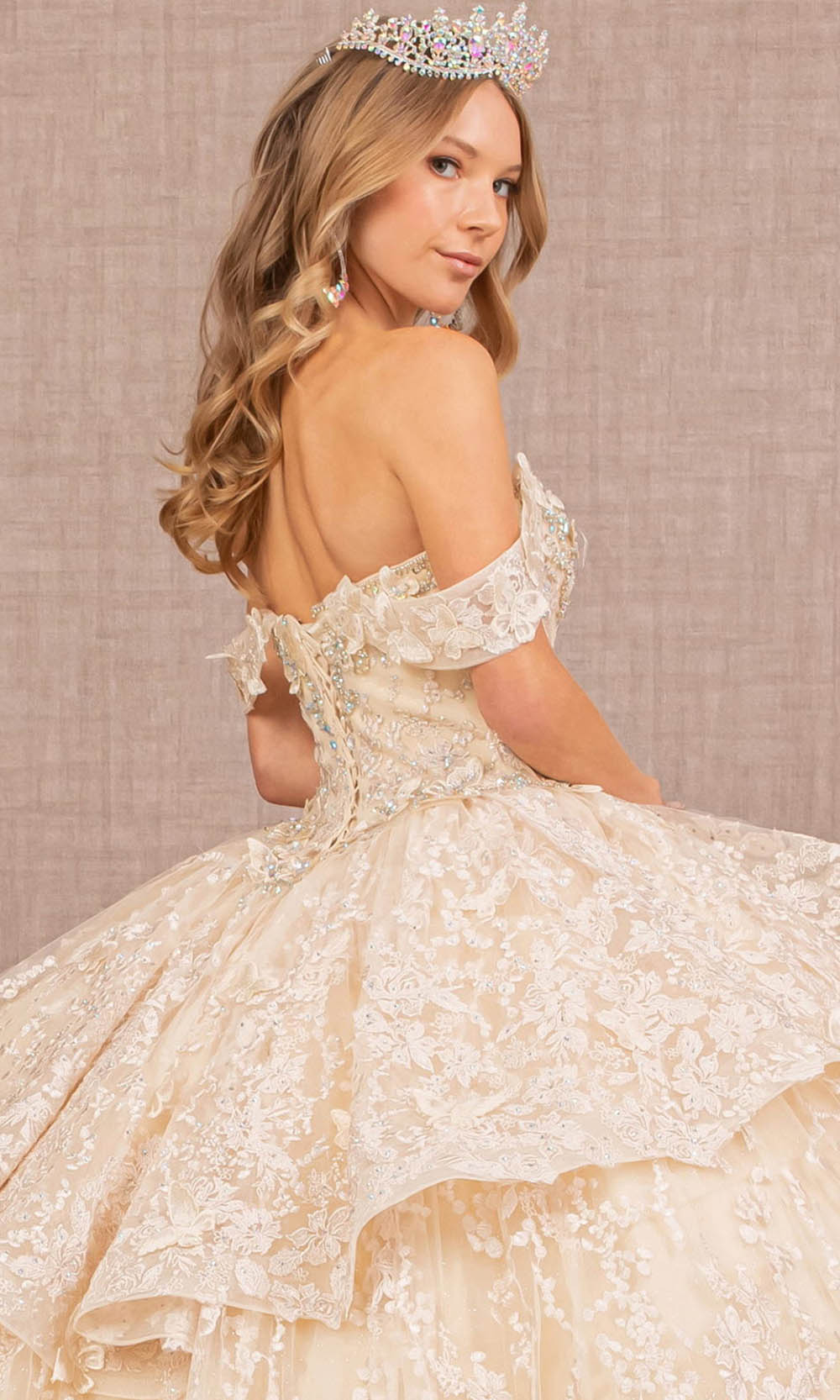 Fashionnob - Elizabeth K GL3112