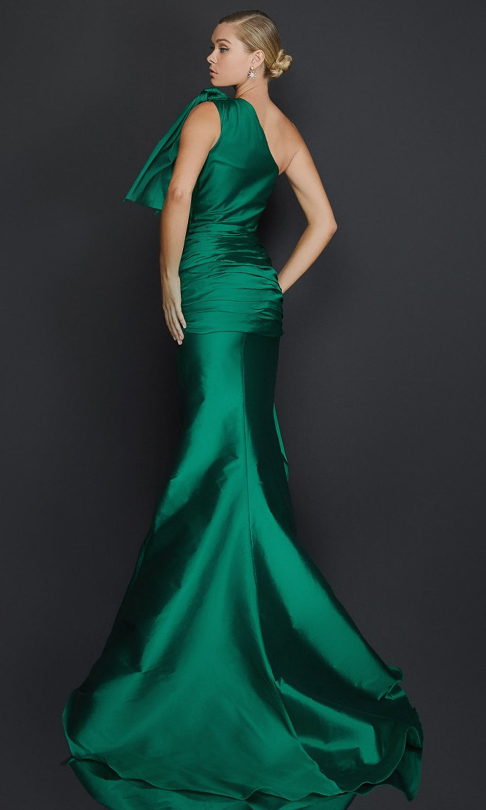 Fashionnob - Terani Couture 2011E2044