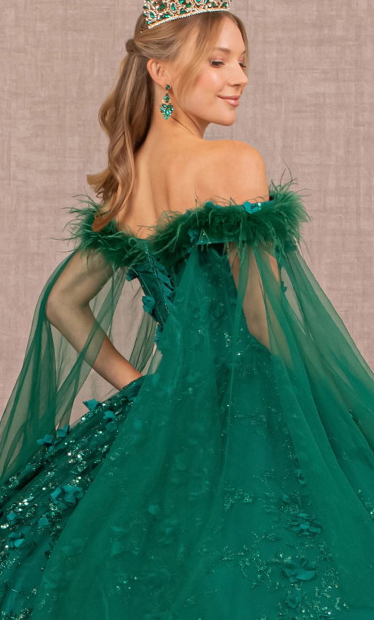 Fashionnob - Elizabeth K GL3101