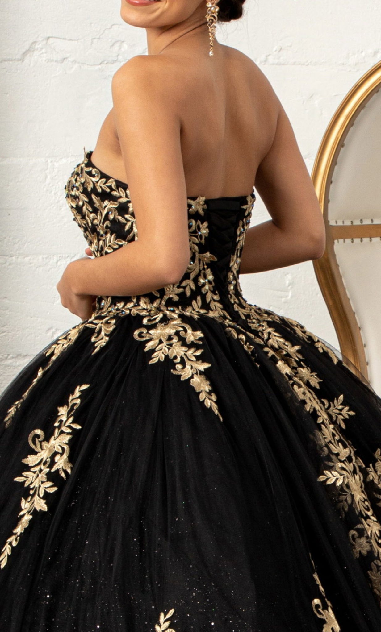 Fashionnob - Elizabeth K GL3016