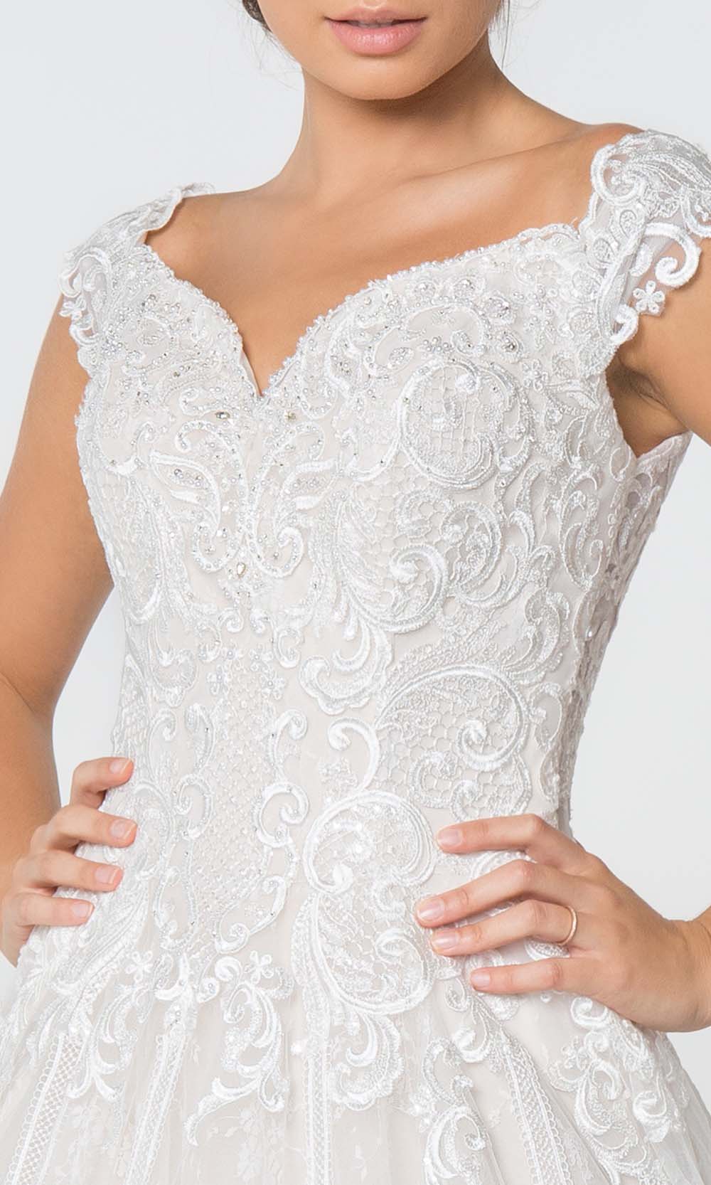 Fashionnob - Elizabeth K GL2823