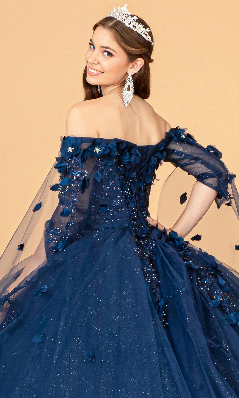 Fashionnob - Elizabeth K GL3075