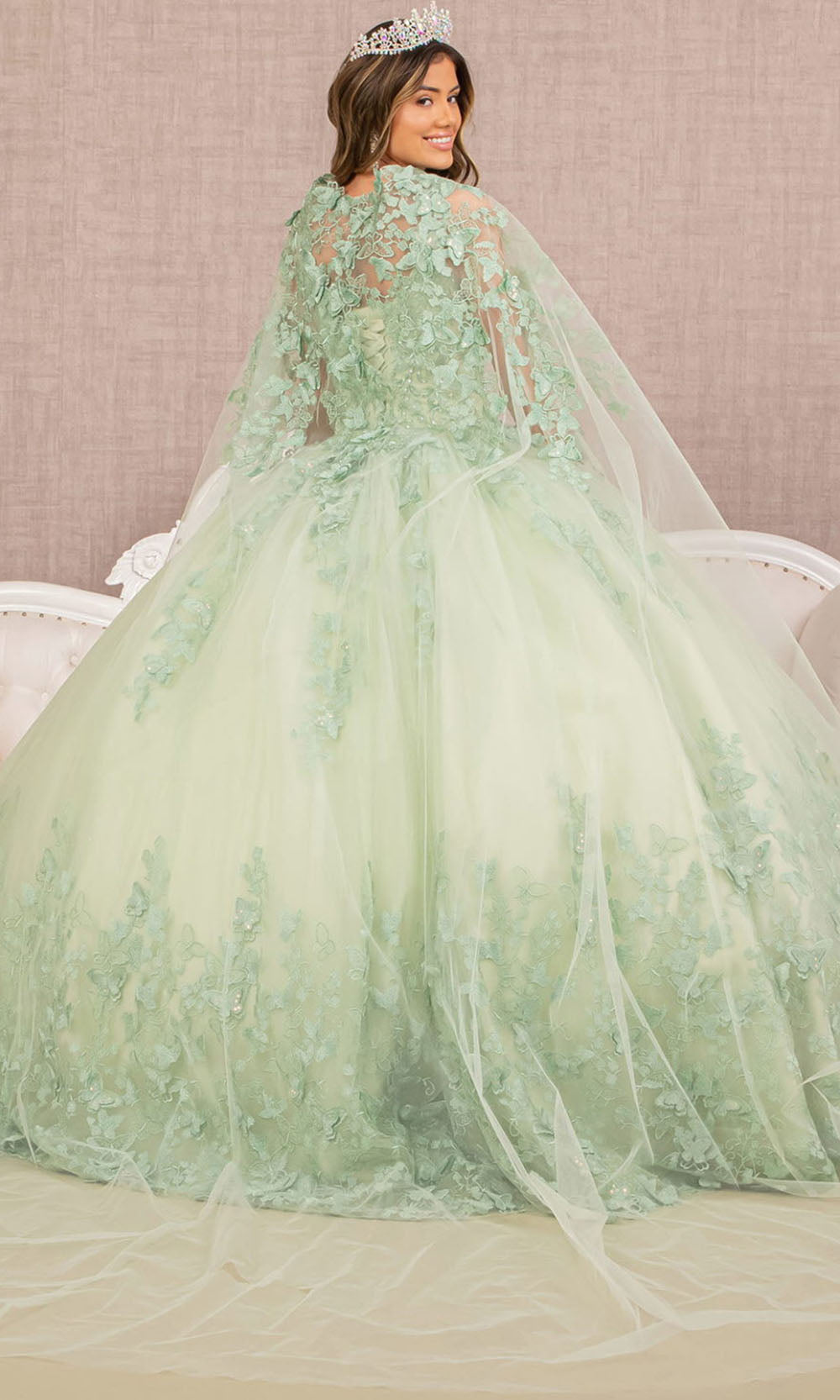 Fashionnob - Elizabeth K GL3104