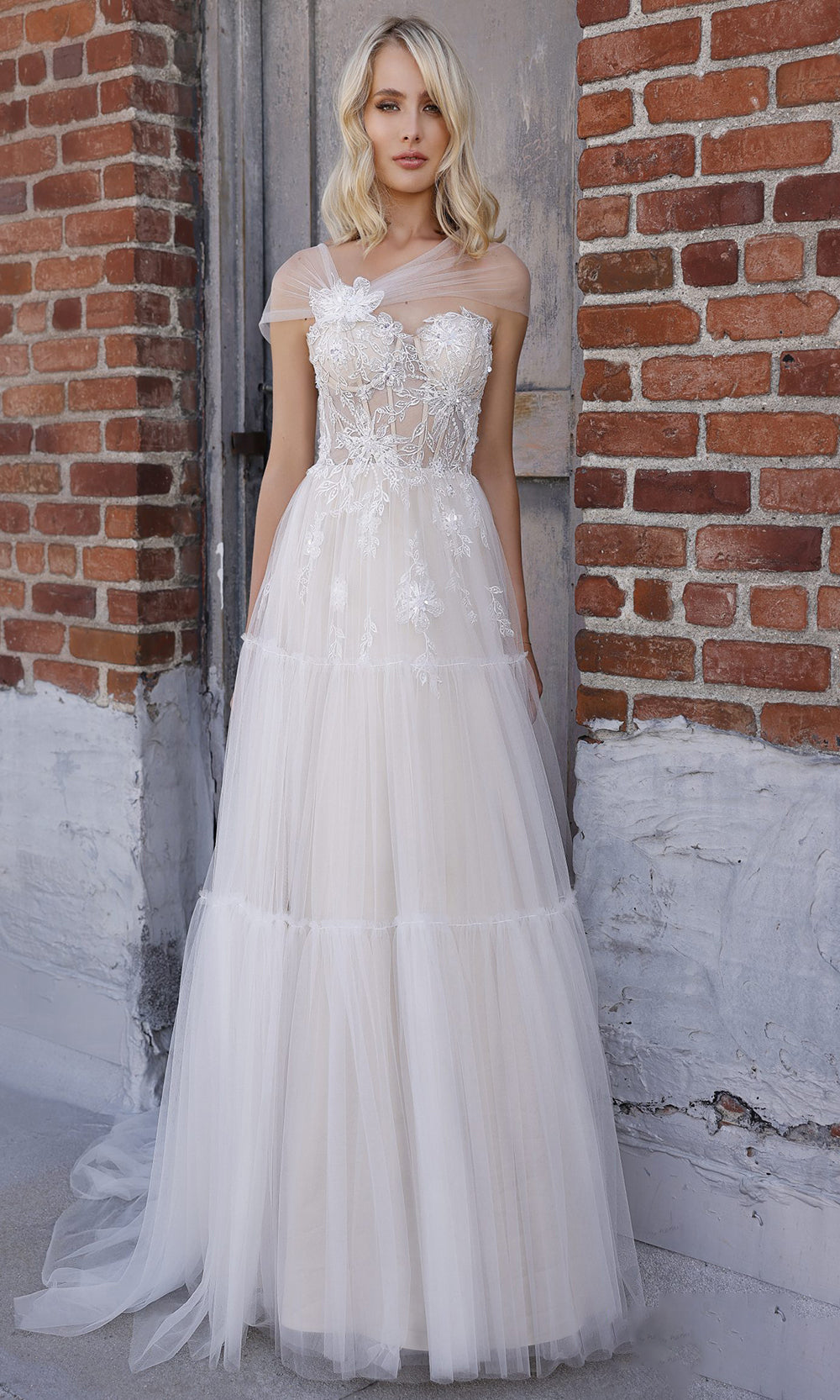 Fashionnob - Terani Couture 2215P0024