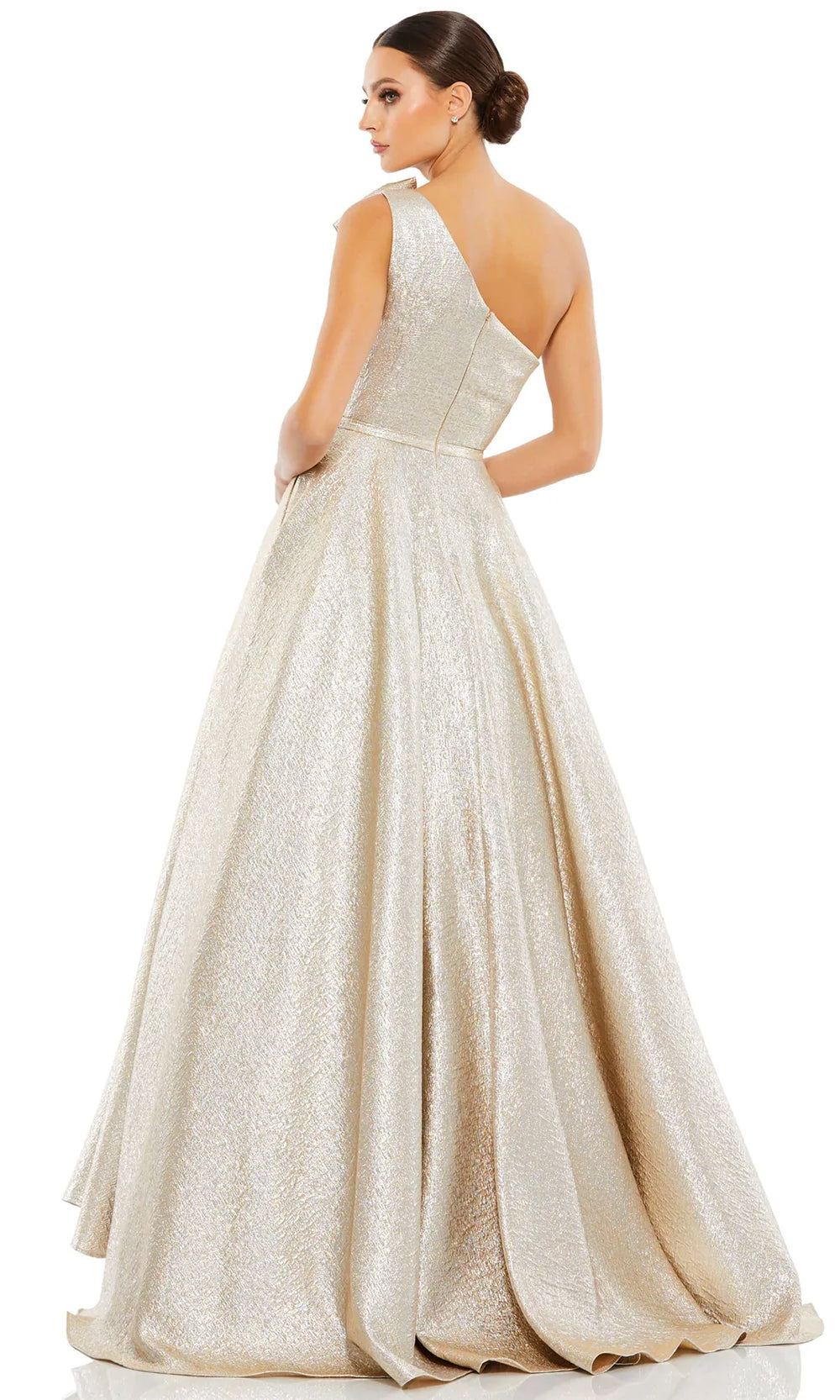 Fashionnob - Mac Duggal 67890