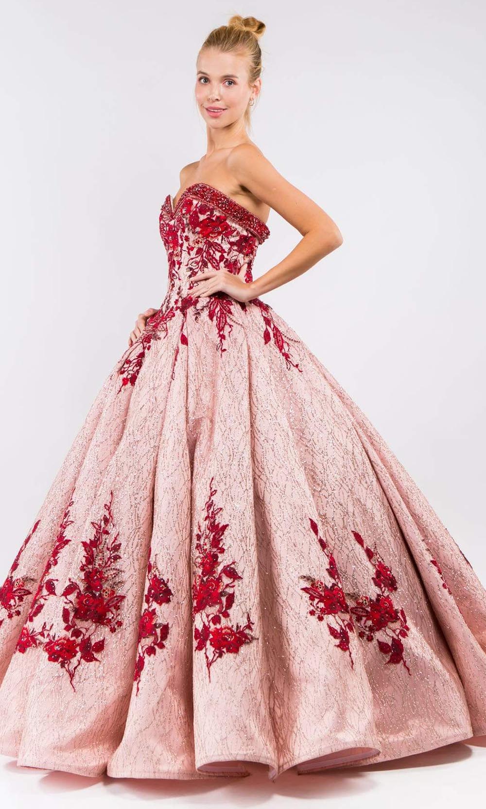 Fashionnob - Elizabeth K GL1957