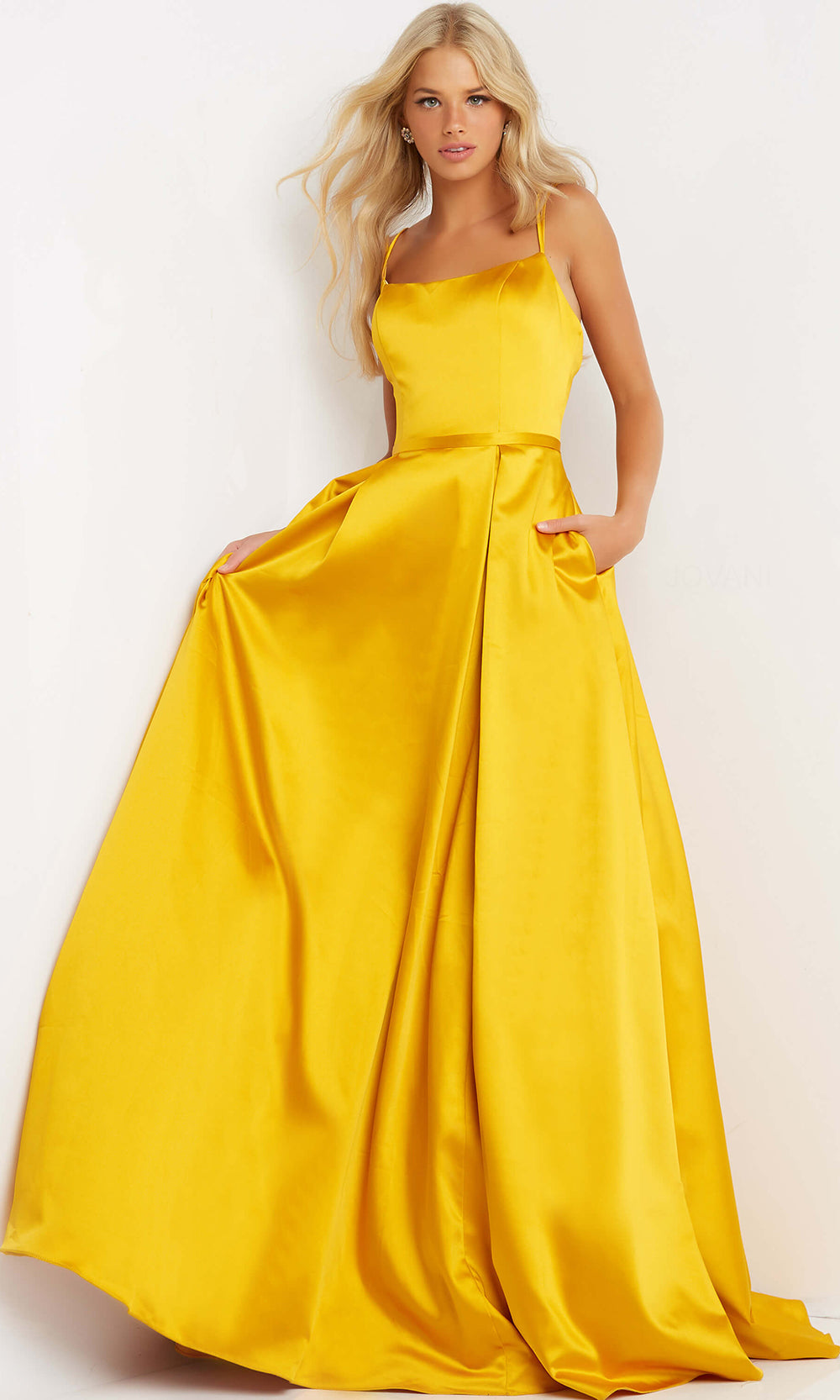 Fashionnob - JVN by Jovani JVN02536