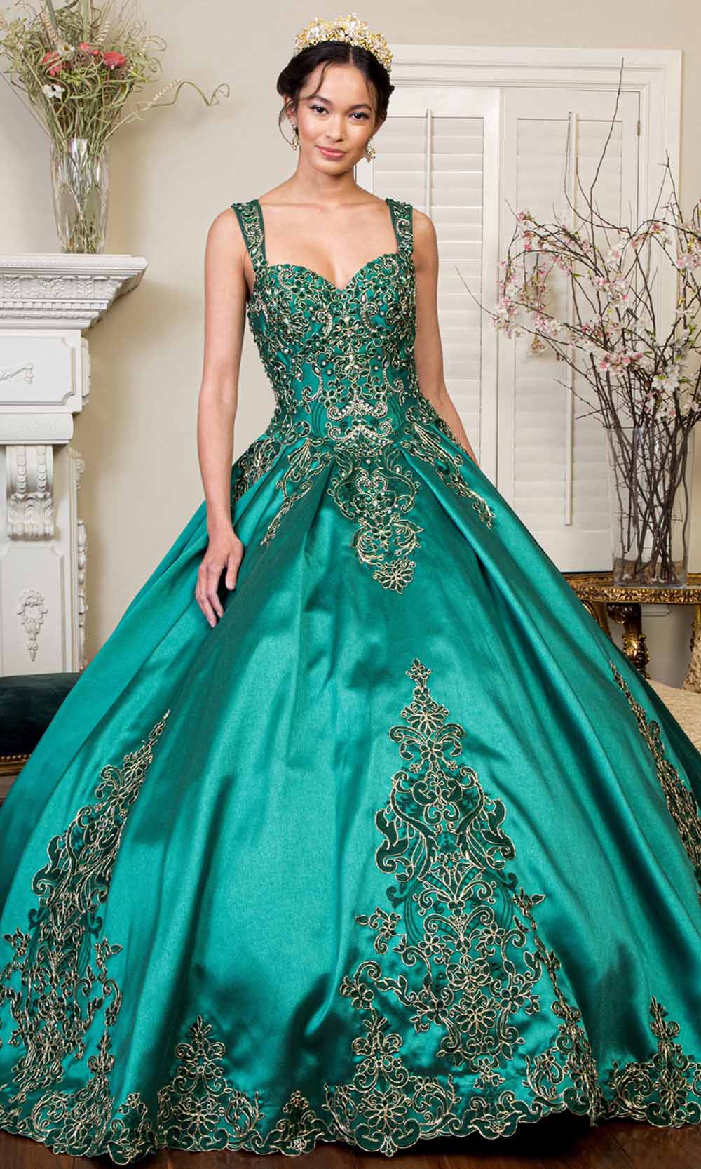 Fashionnob - Elizabeth K GL1930