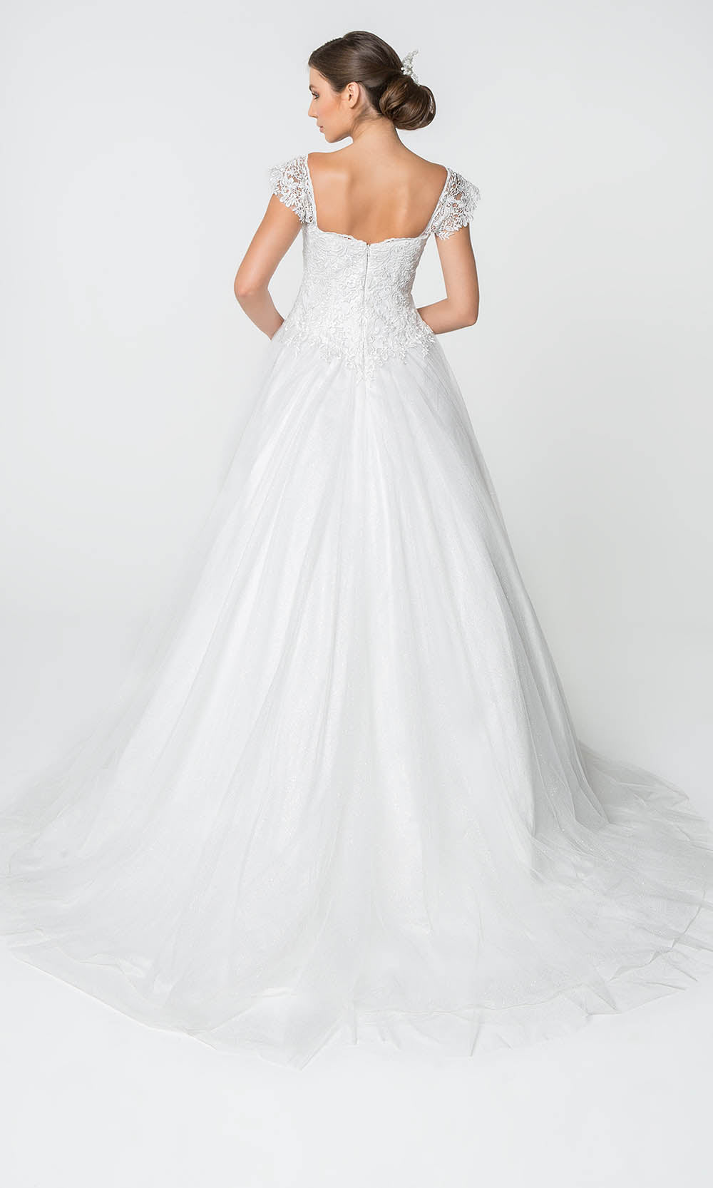 Fashionnob - Elizabeth K GL2817