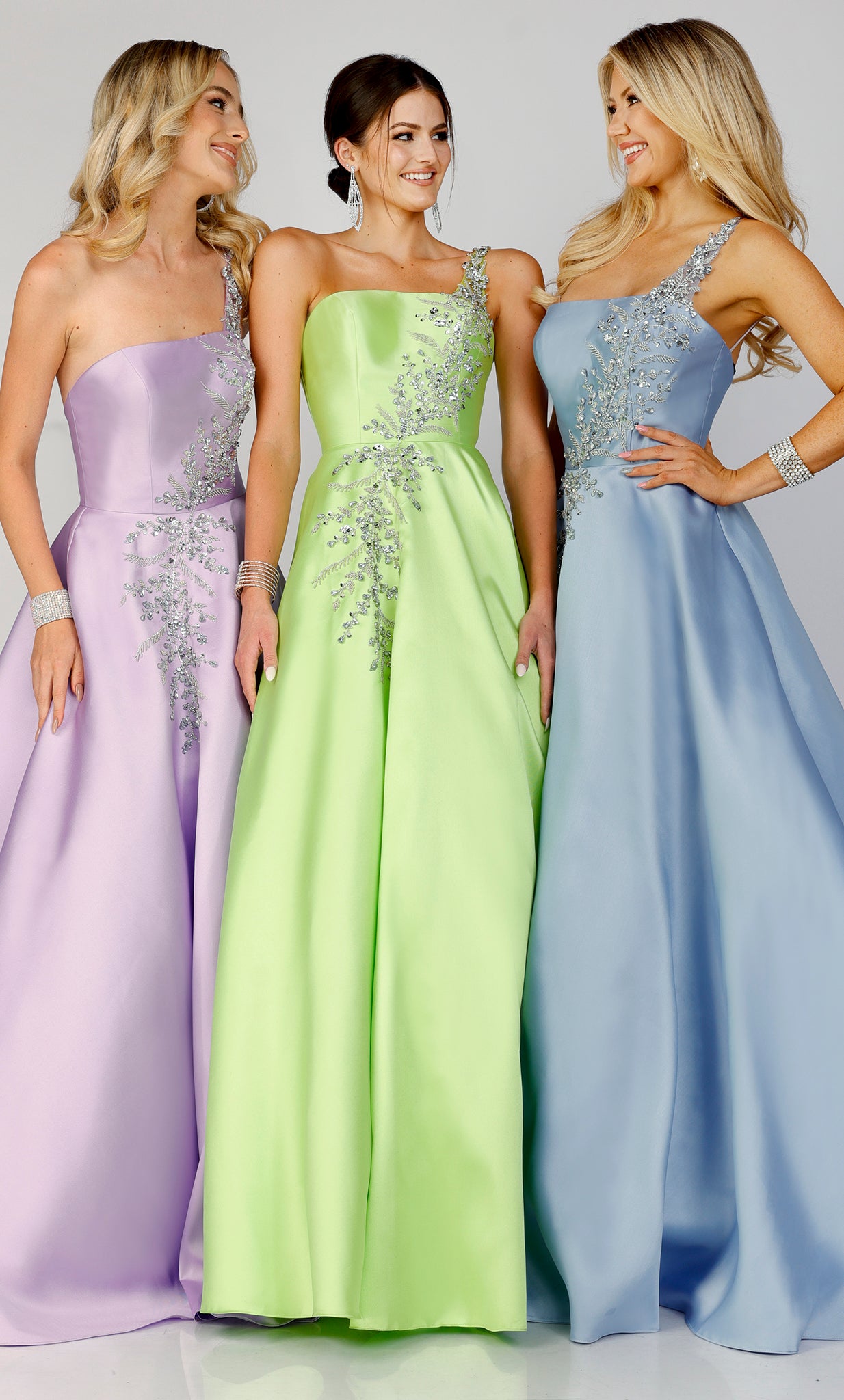 Fashionnob - Terani Couture 231P0175