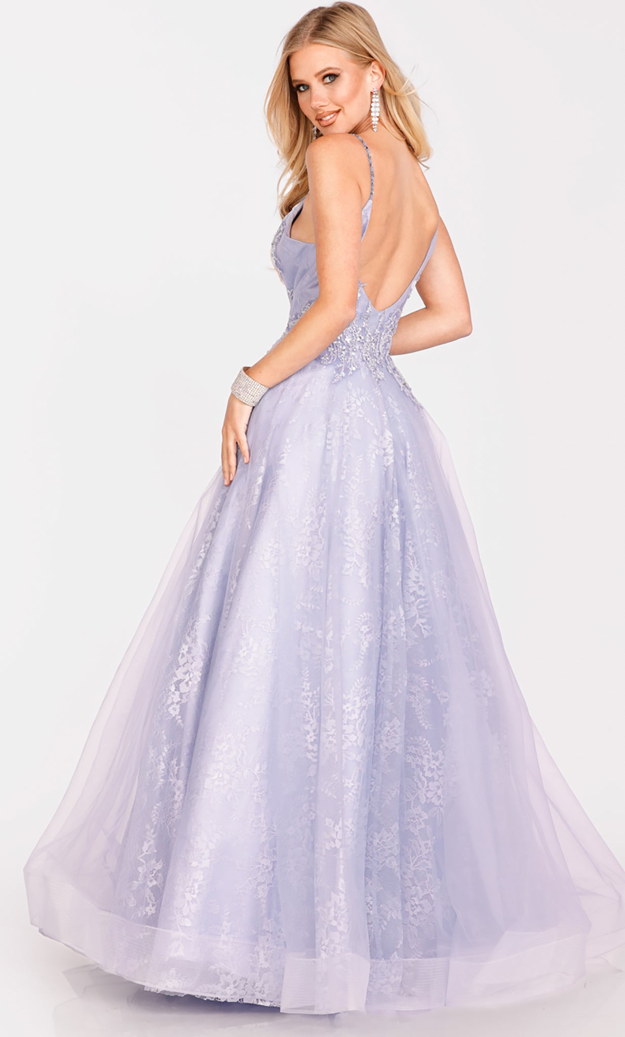 Fashionnob - Terani Couture 231P0556