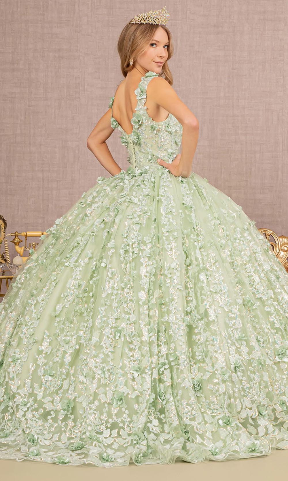 Fashionnob - Elizabeth K GL3173