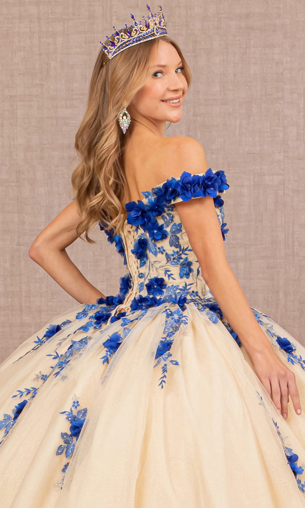 Fashionnob - Elizabeth K GL3105