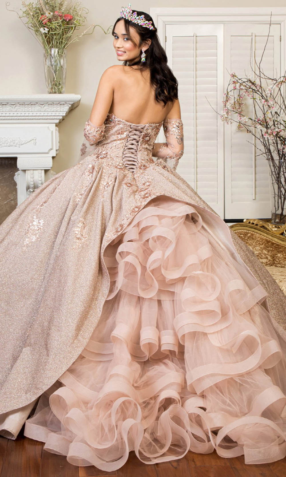 Fashionnob - Elizabeth K GL1912