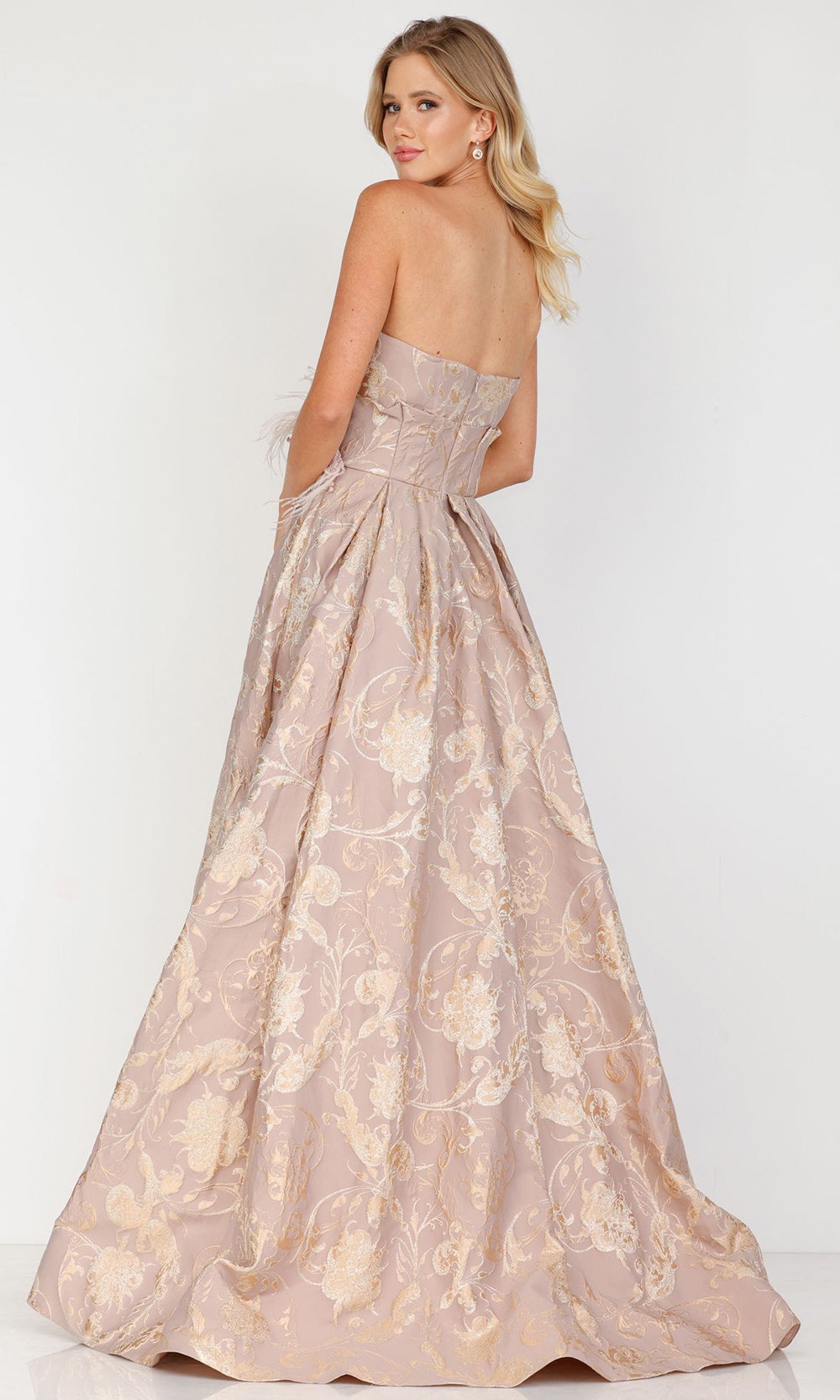 Fashionnob - Terani Couture 1921M0502