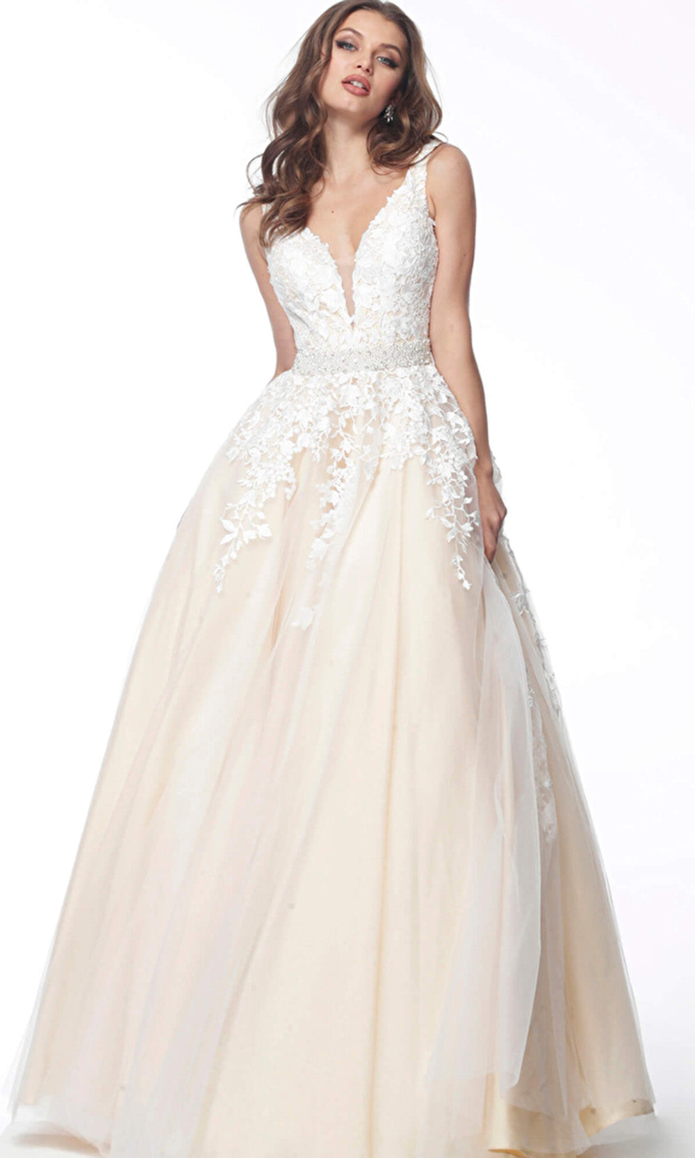 Fashionnob - JVN by Jovani JVN68258