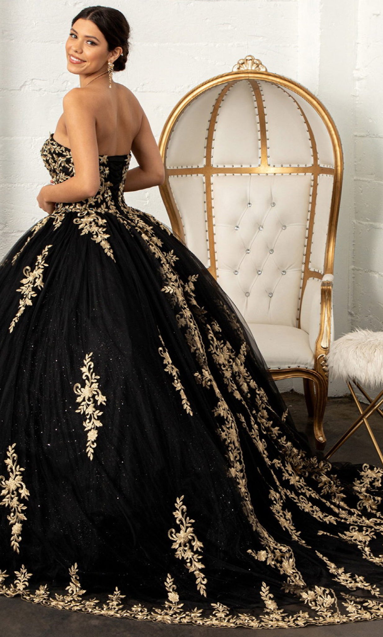 Fashionnob - Elizabeth K GL3016