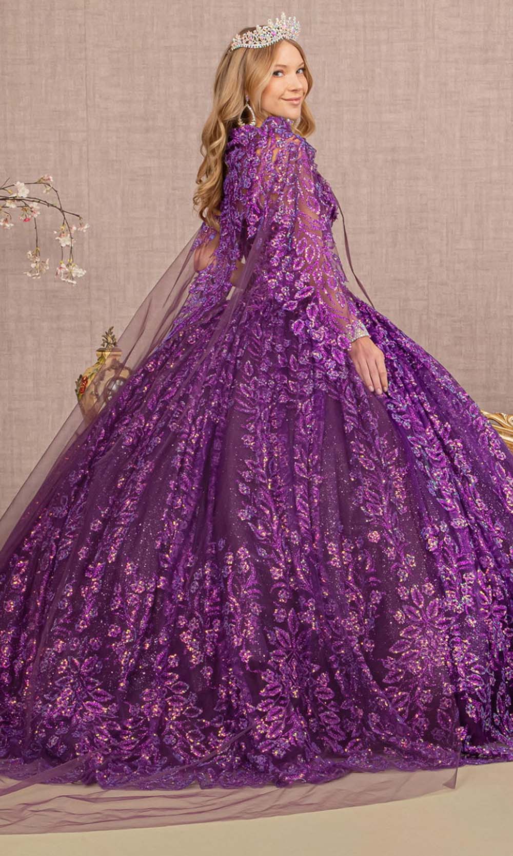 Fashionnob - Elizabeth K GL3170