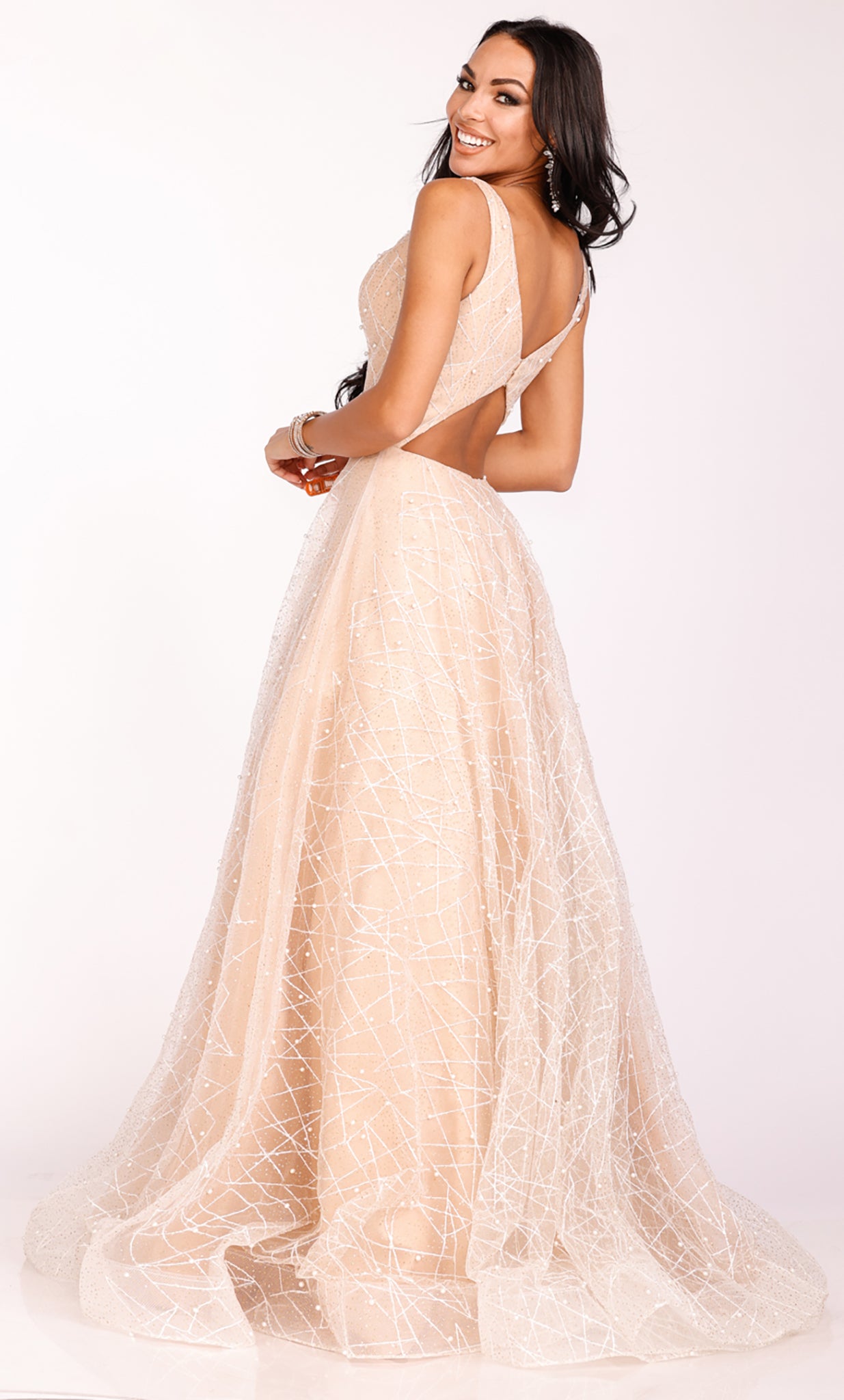 Fashionnob - Terani Couture 231P0169