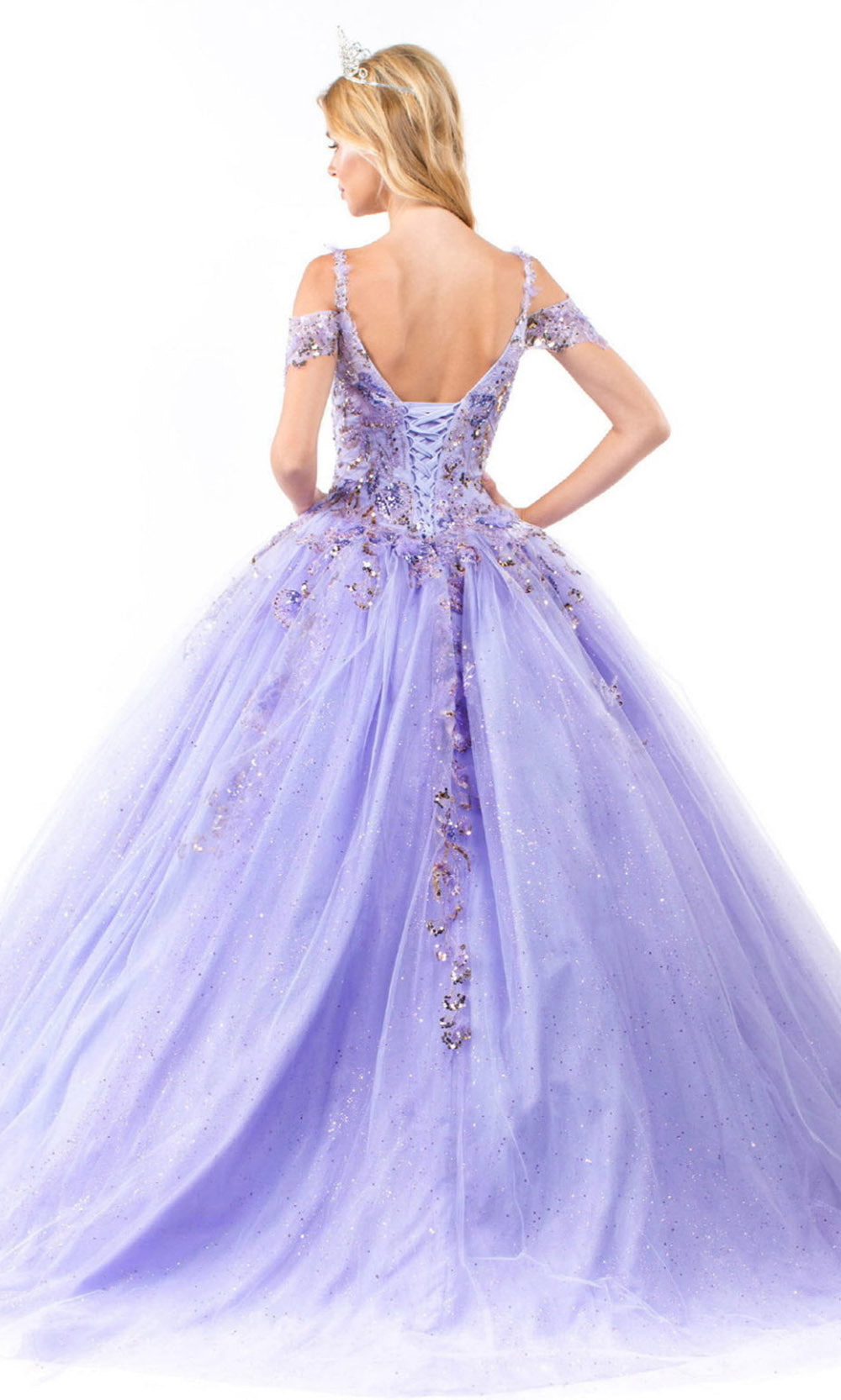 Fashionnob - Elizabeth K GL1969