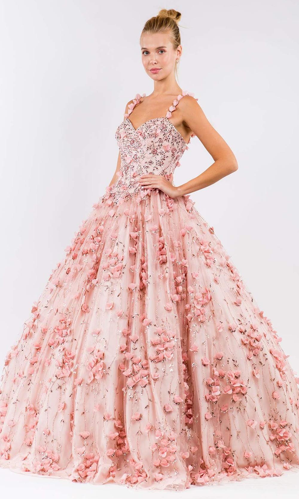 Fashionnob - Elizabeth K GL1959