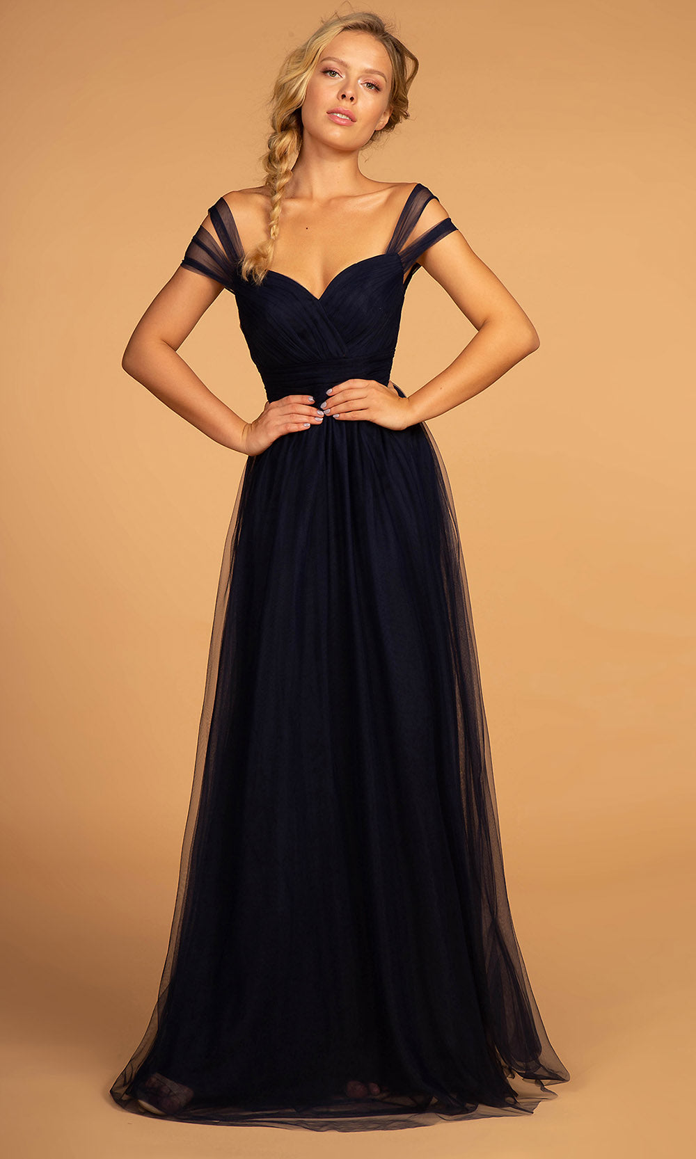 Fashionnob - Elizabeth K GL2610