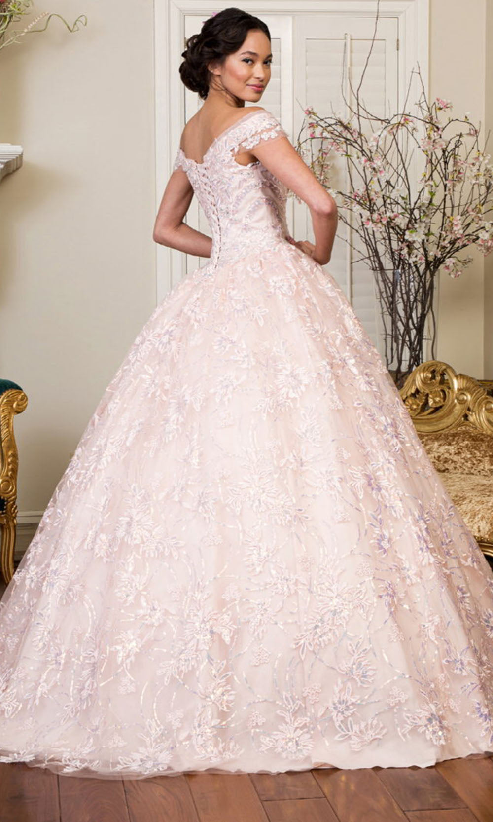 Fashionnob - Elizabeth K GL1942