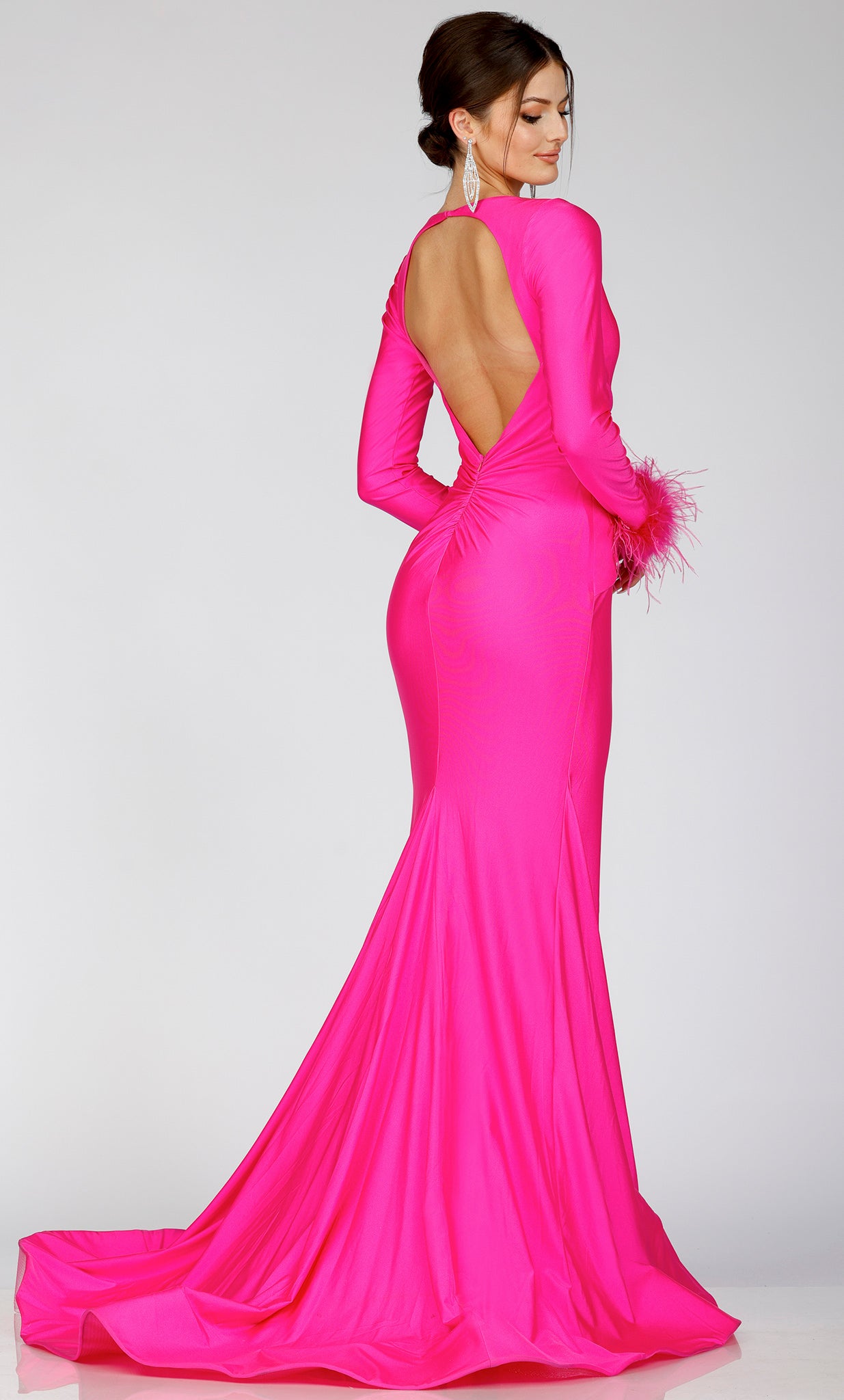 Fashionnob - Terani Couture 231P0074