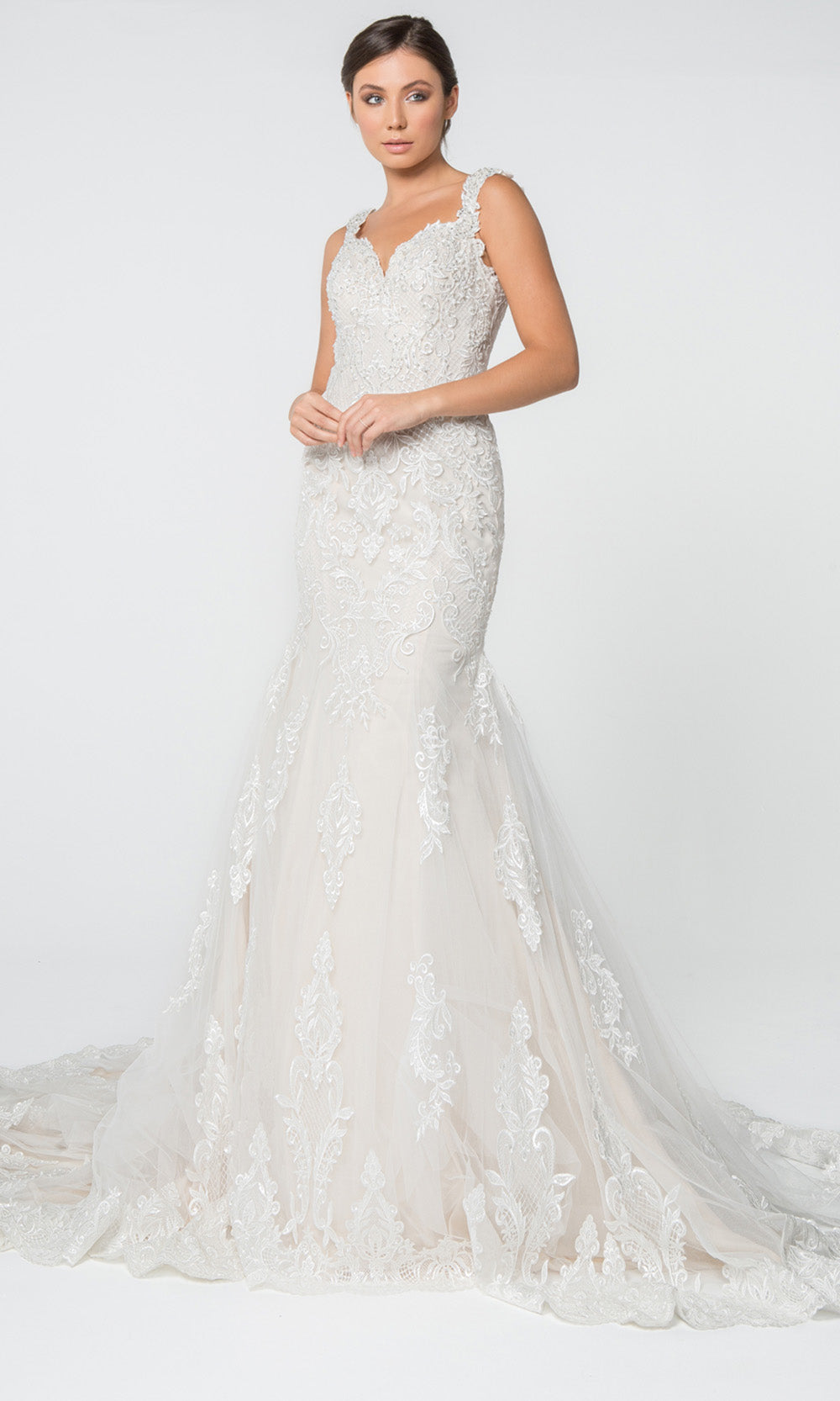 Fashionnob - Elizabeth K GL2819