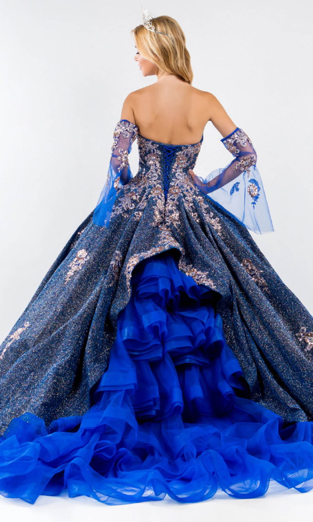 Fashionnob - Elizabeth K GL1912