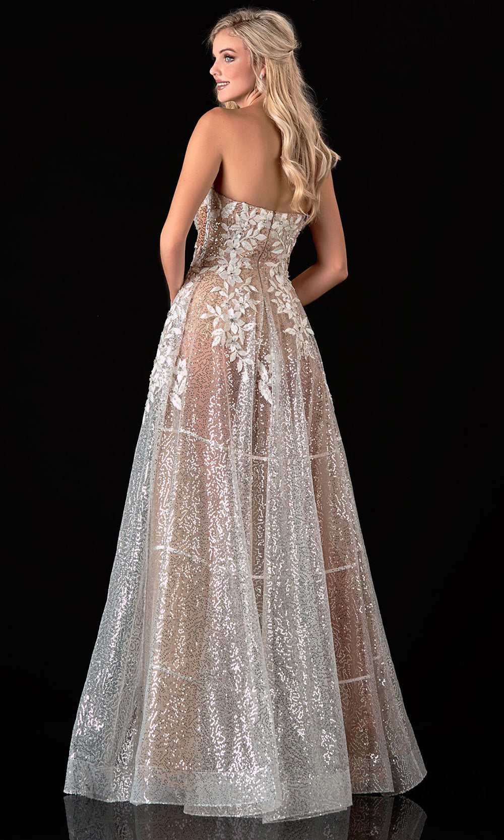 Fashionnob - Terani Couture 2111P4105