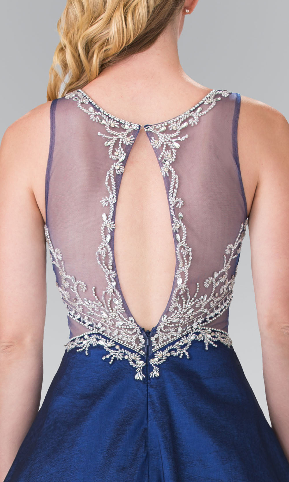 Fashionnob - Elizabeth K GL2253