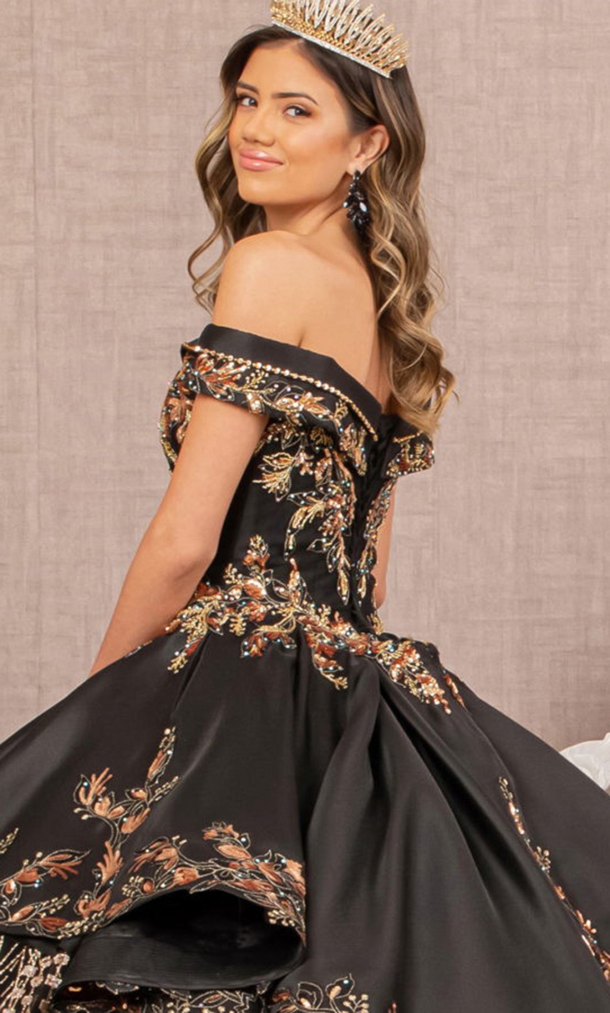 Fashionnob - Elizabeth K GL3098