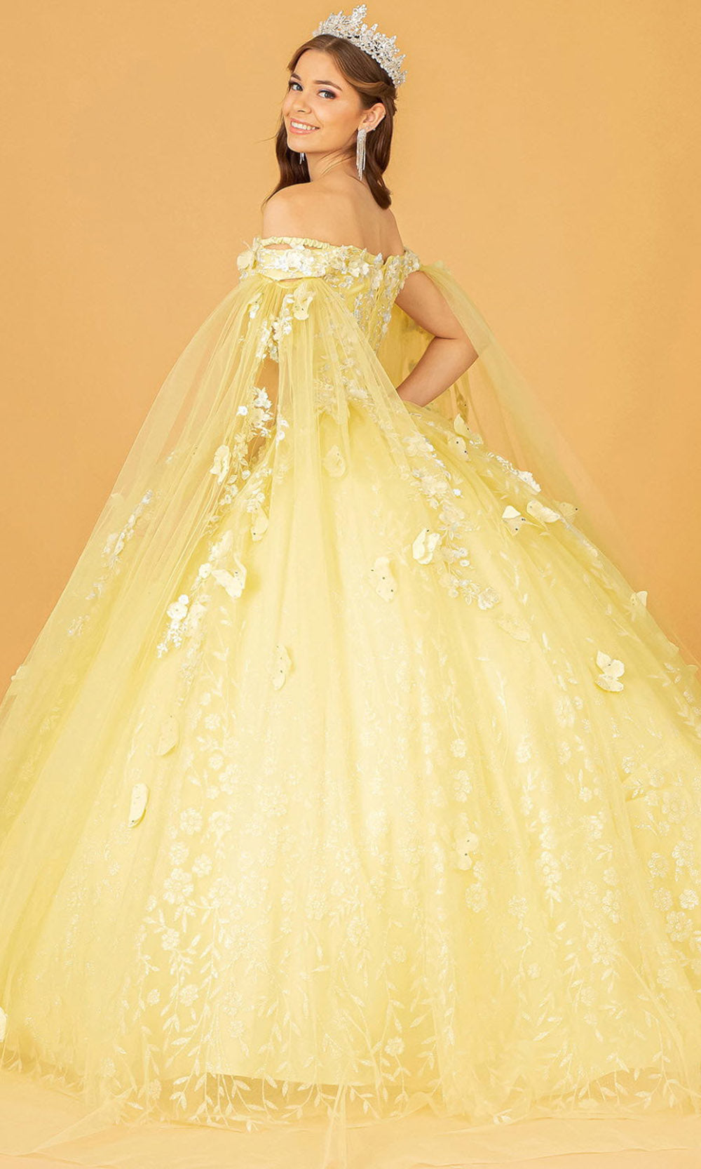 Fashionnob - Elizabeth K GL3111