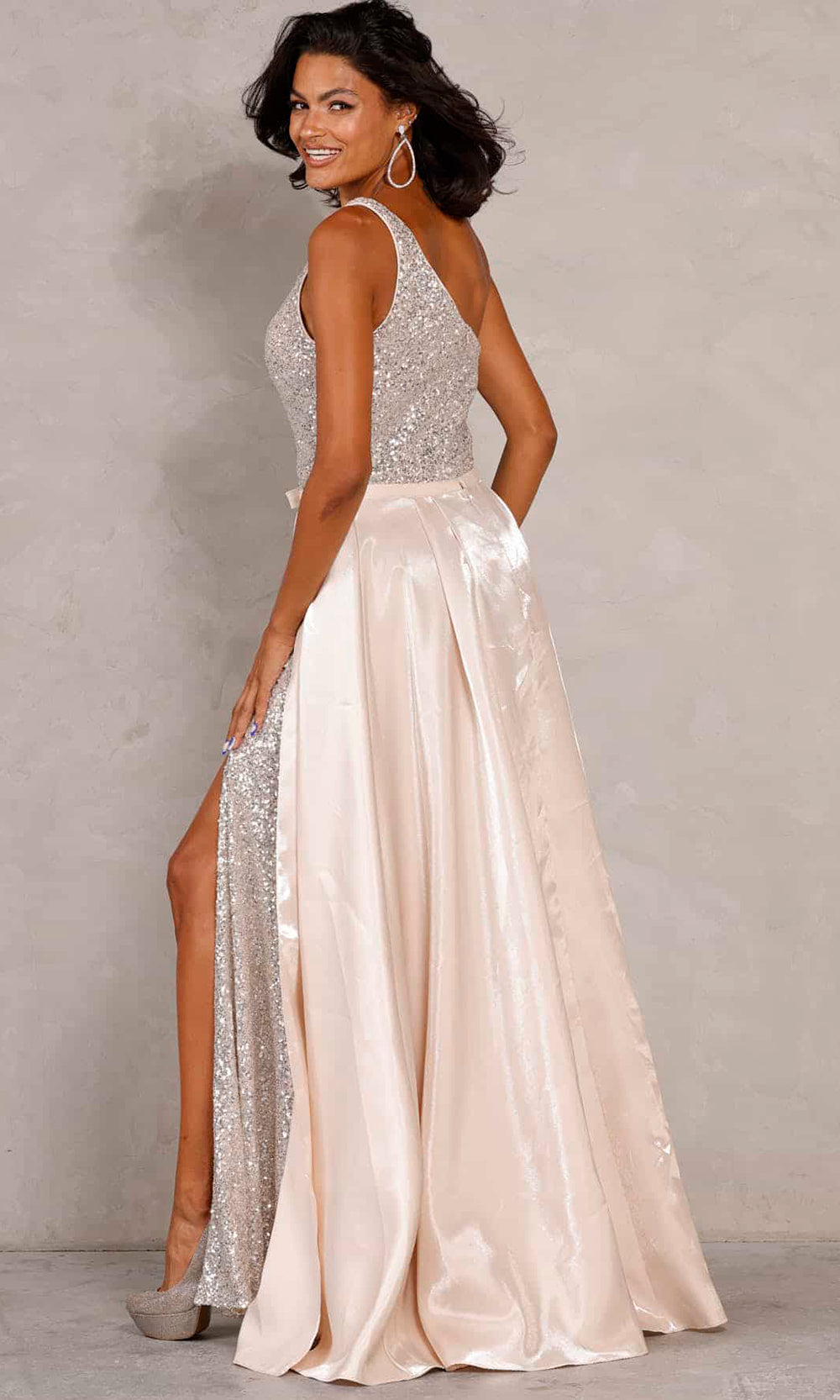 Fashionnob - Terani Couture 2215P0025