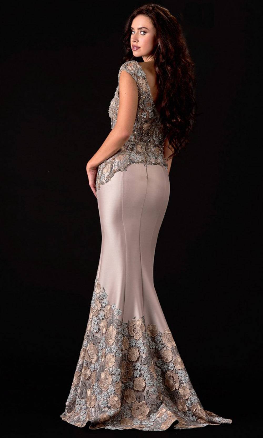 Fashionnob - Terani Couture 2111M5302