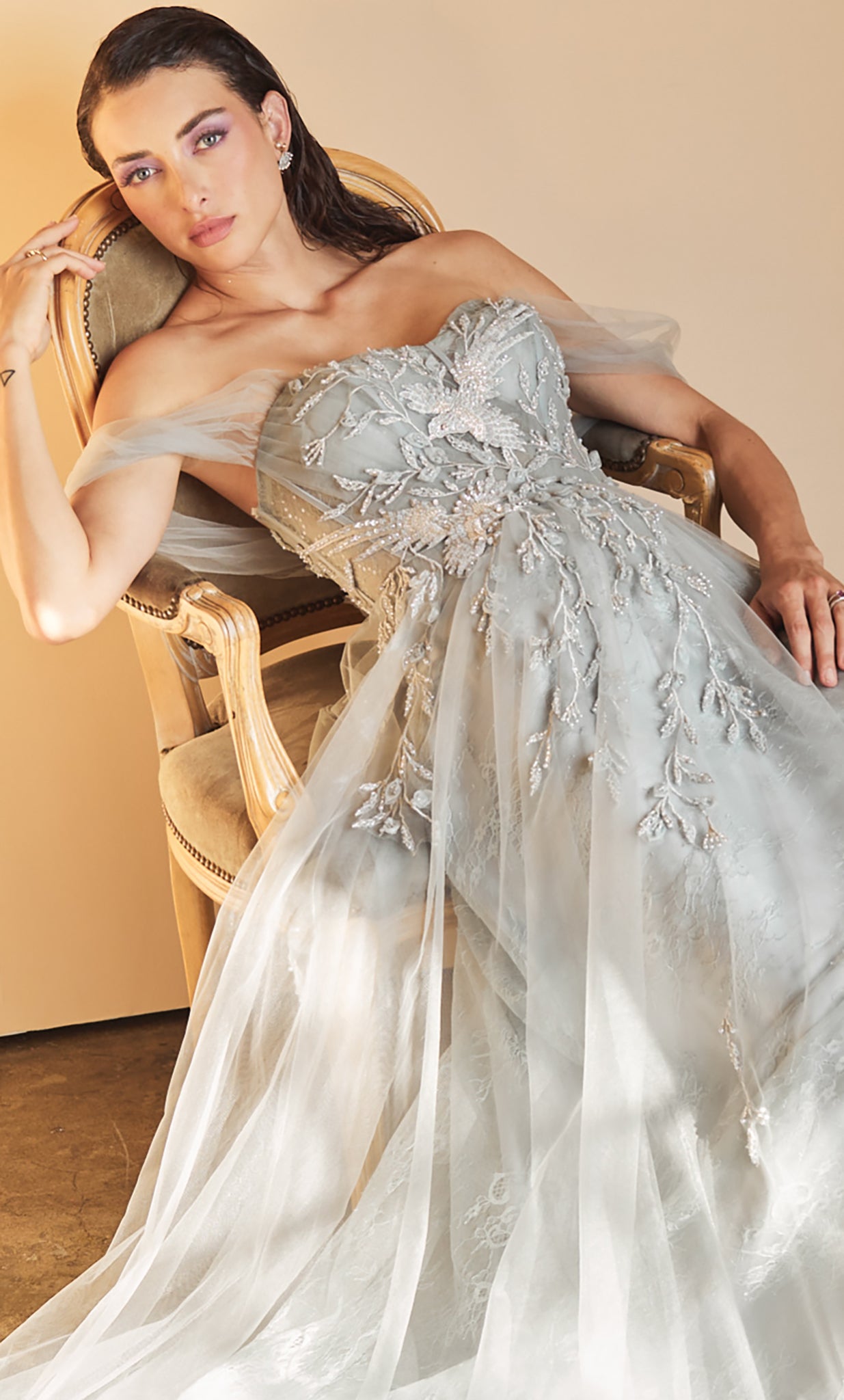 Fashionnob - Andrea and Leo A1149