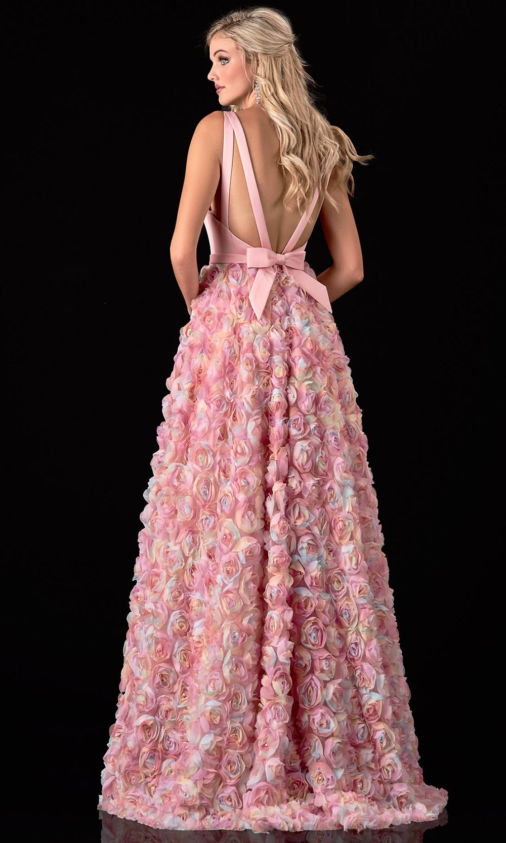 Fashionnob - Terani Couture 2111P4102