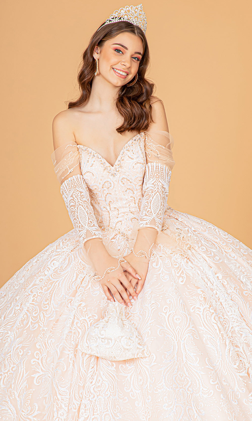 Fashionnob - Elizabeth K GL3073