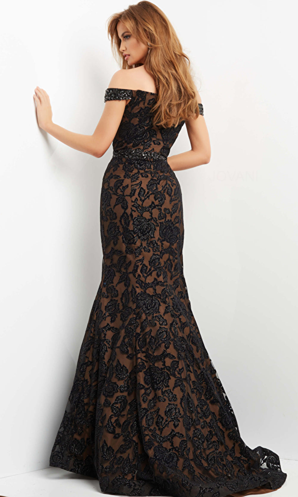 Fashionnob - Jovani 07061